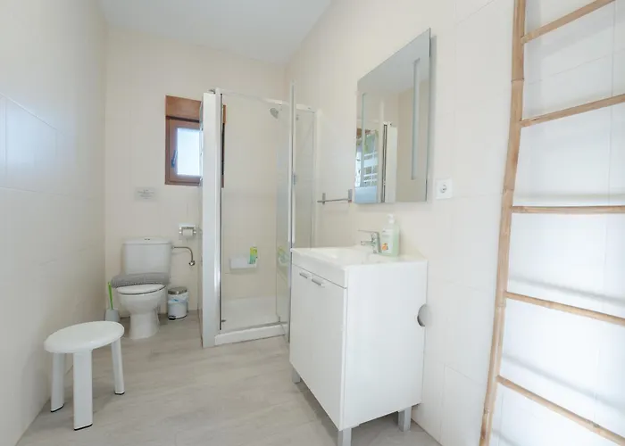 La Casita Del Puente Viejo Oruna